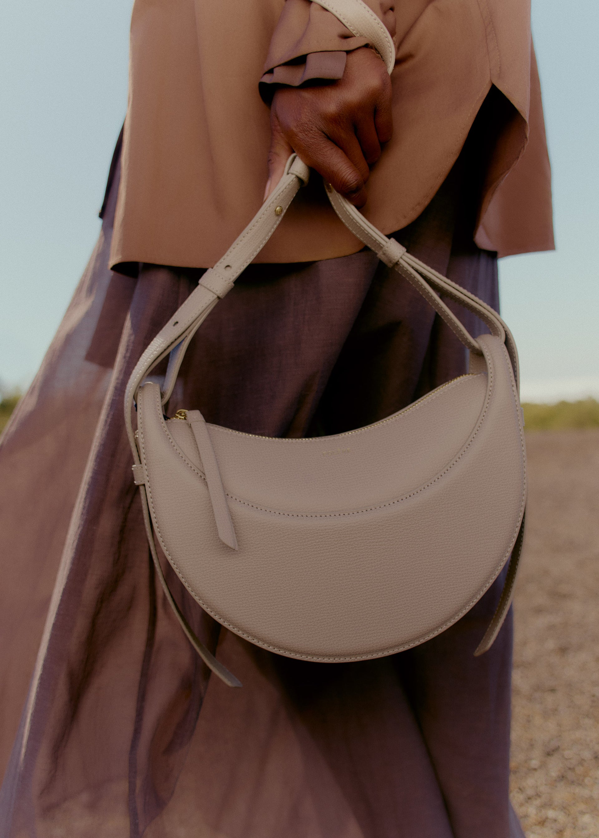 Numéro Dix - Taupe Genarbtes Leder
