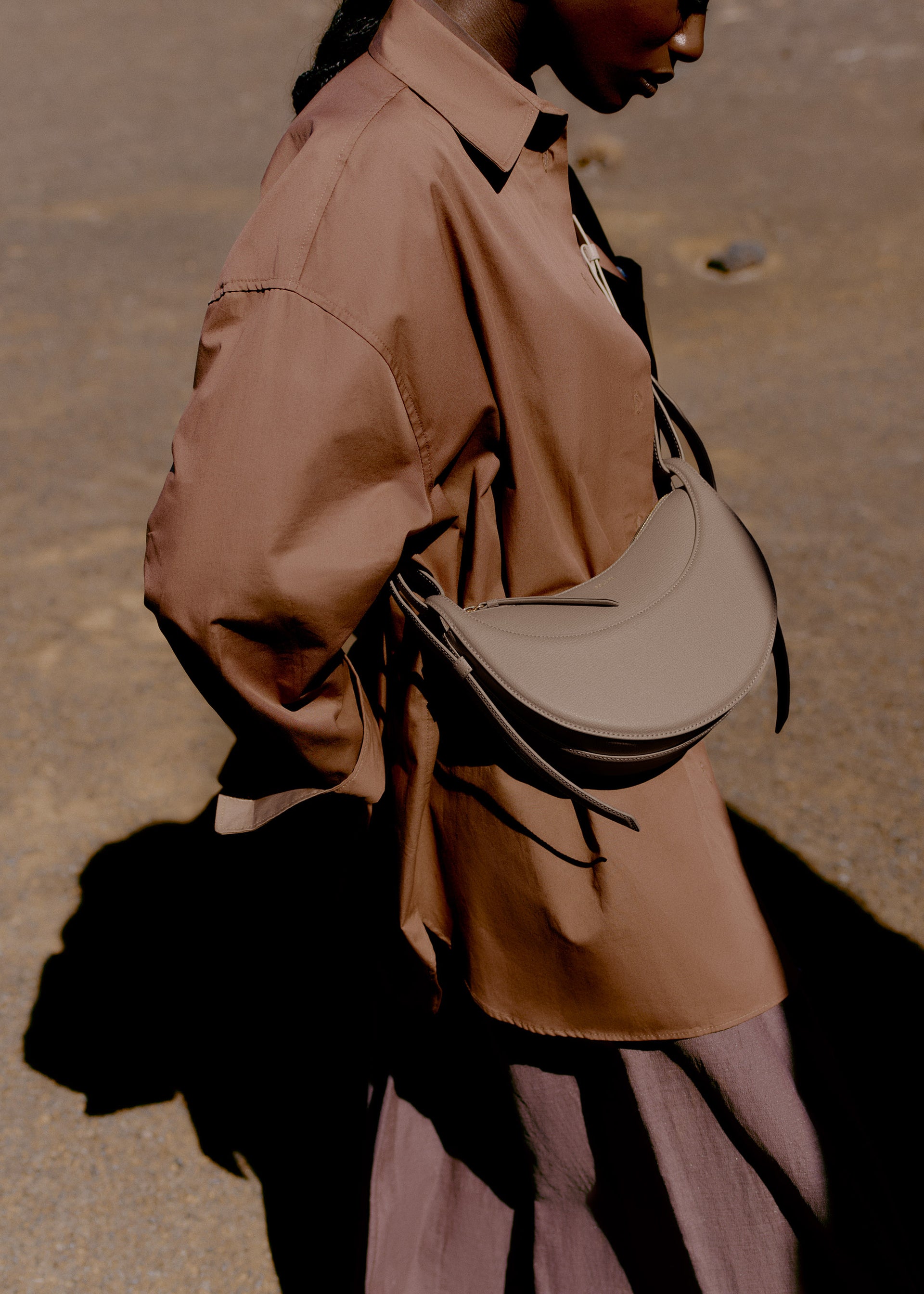 Numéro Dix - Taupe Genarbtes Leder