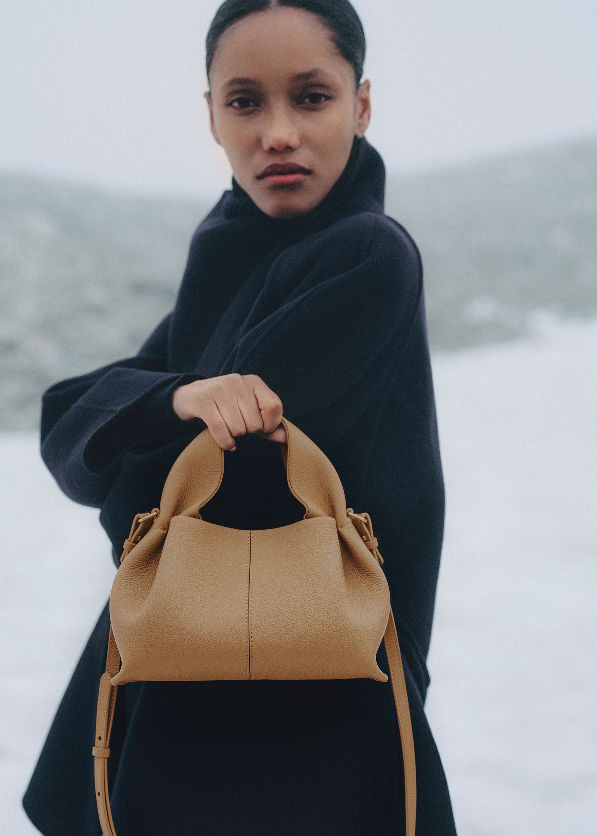 Numéro Neuf Mini - Ocker Genarbtes Leder