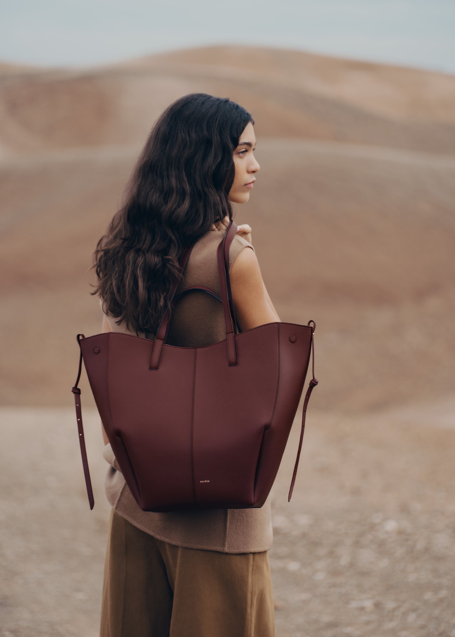 Cyme Tote - Schwarze Kirsche Genarbtes Leder