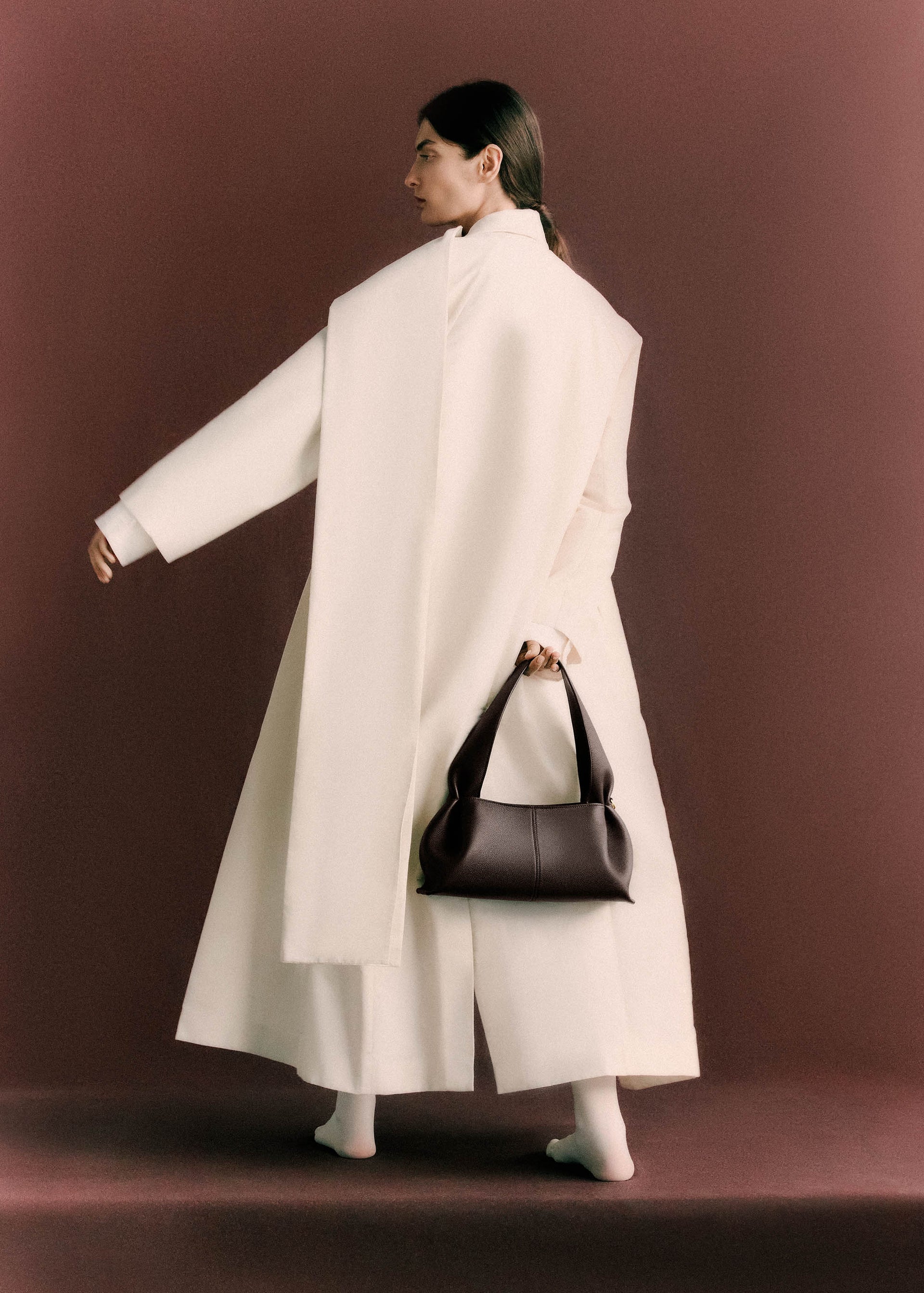 Numéro Neuf East West - Ebenholz Genarbtes Leder