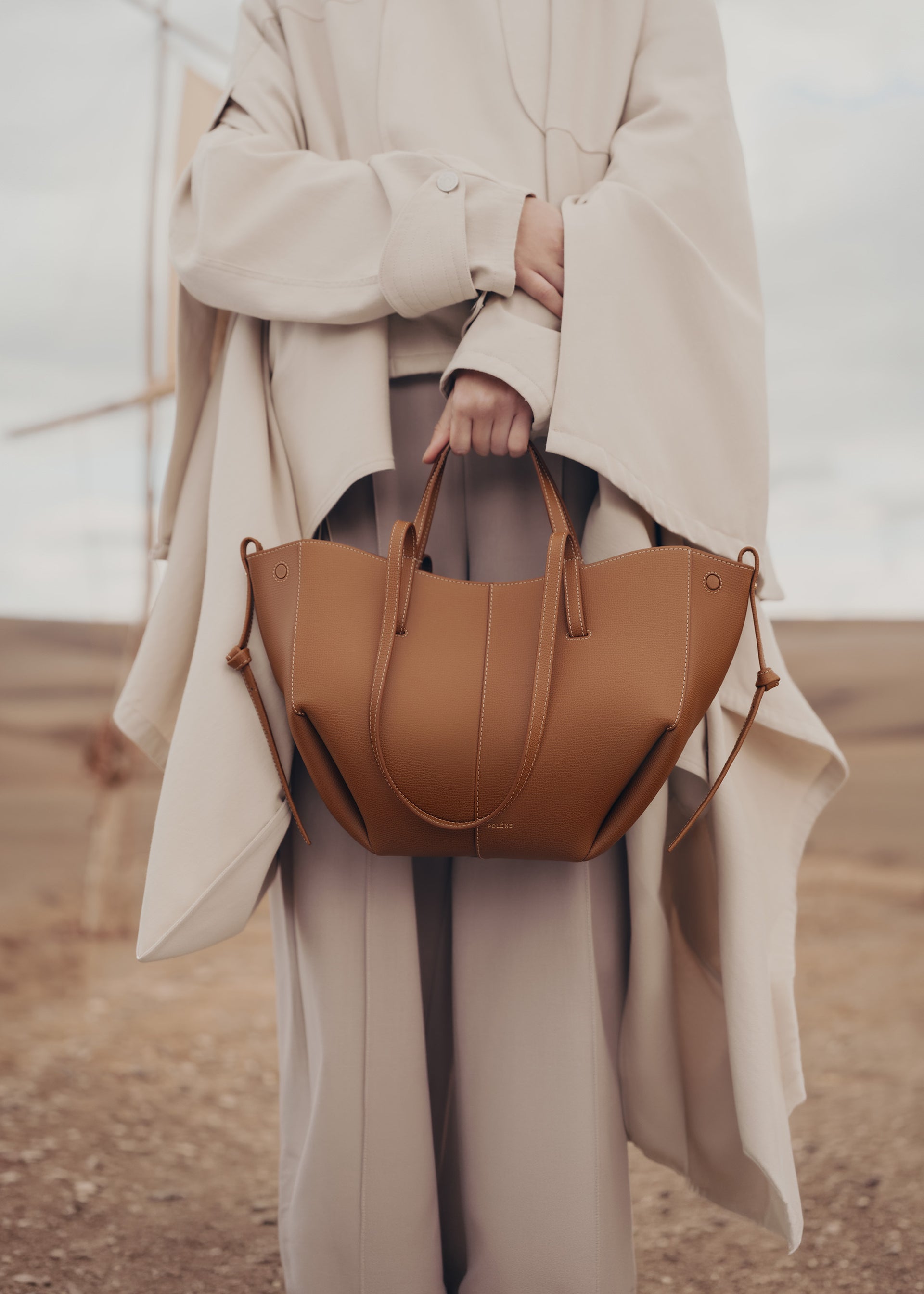 Cyme Mini - Camel Genarbtes Leder