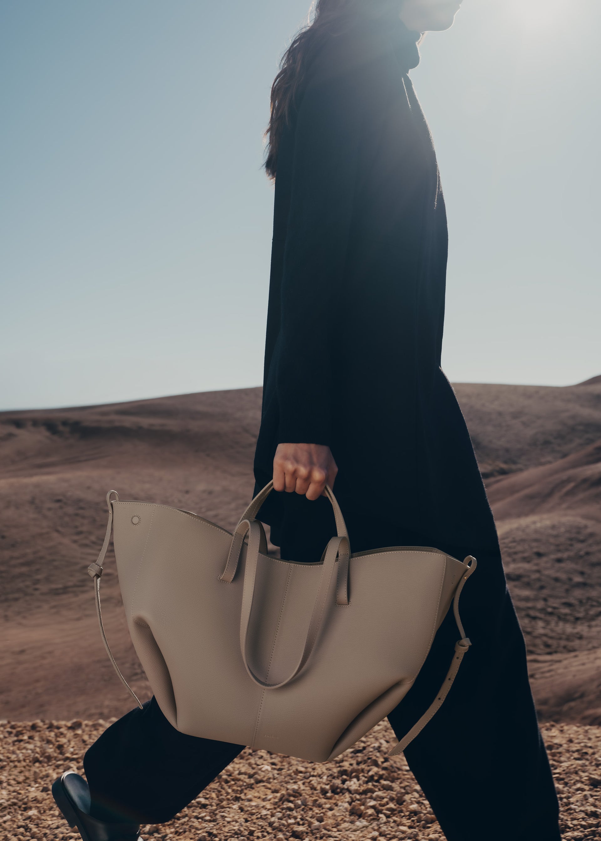 Cyme - Taupe Genarbtes Leder