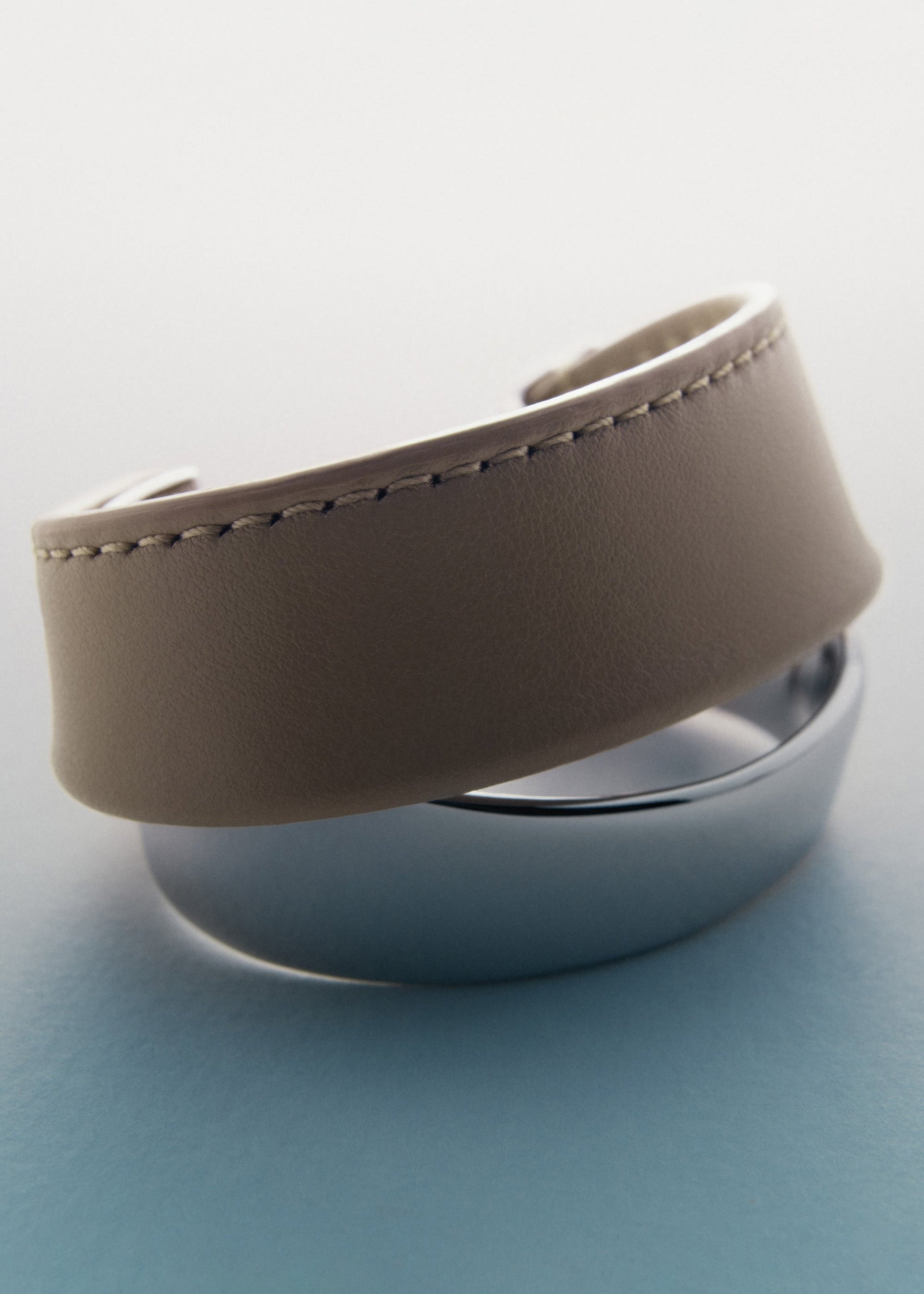 Manschette Ormé - Silberedition Und Taupe Leder