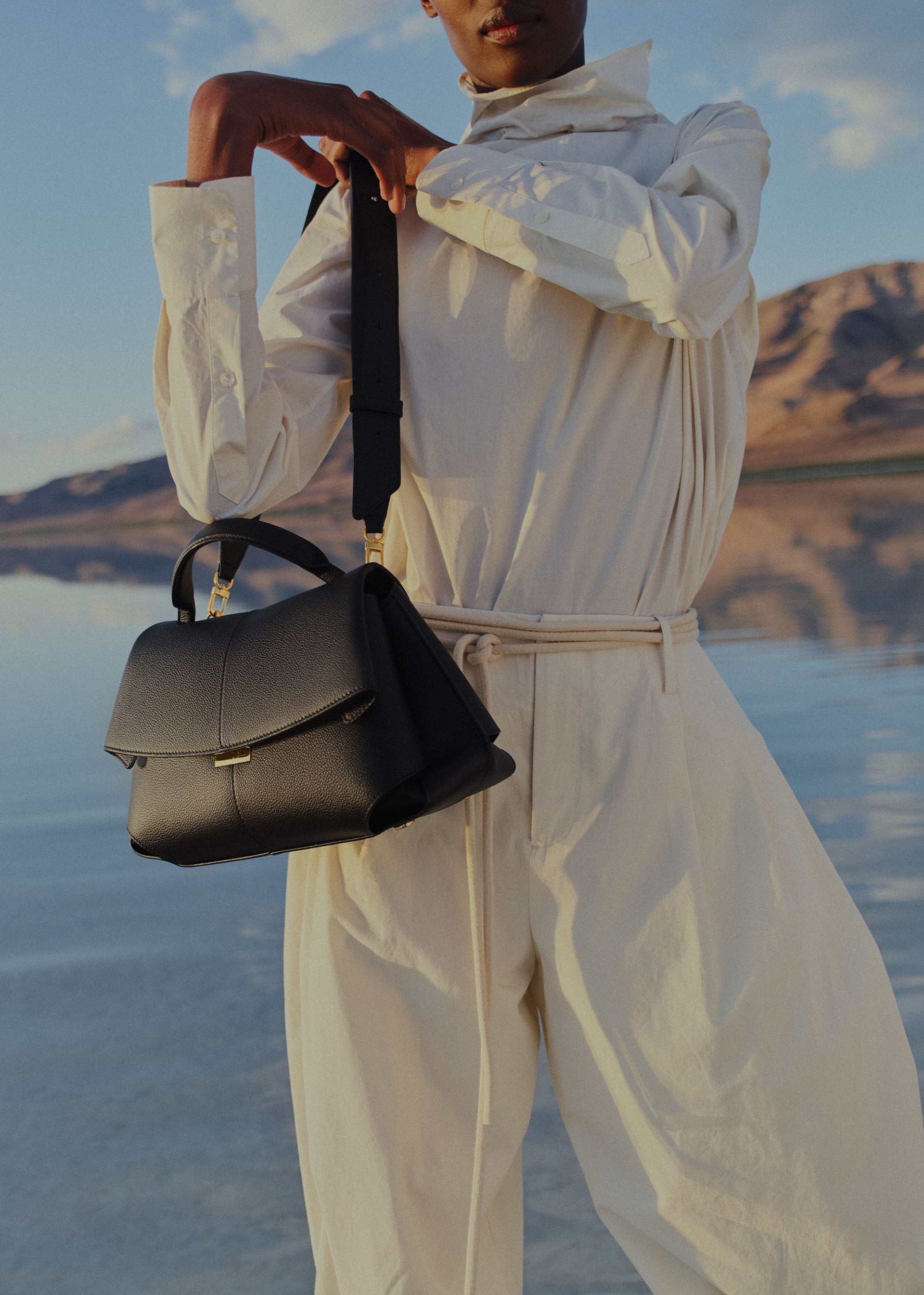 Mokki Mini - Schwarz Genarbtes Leder