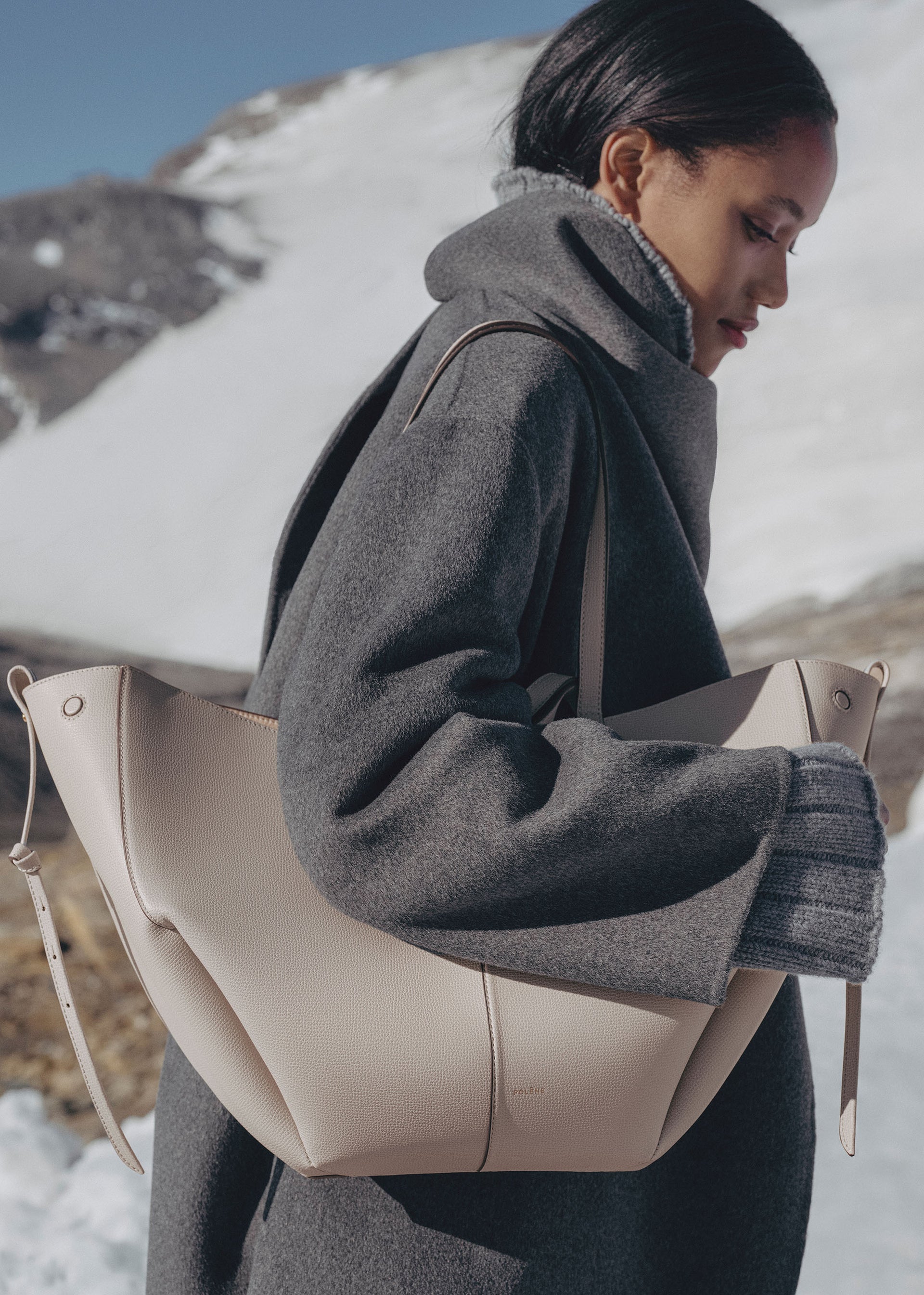 Cyme - Nebel Genarbtes Leder