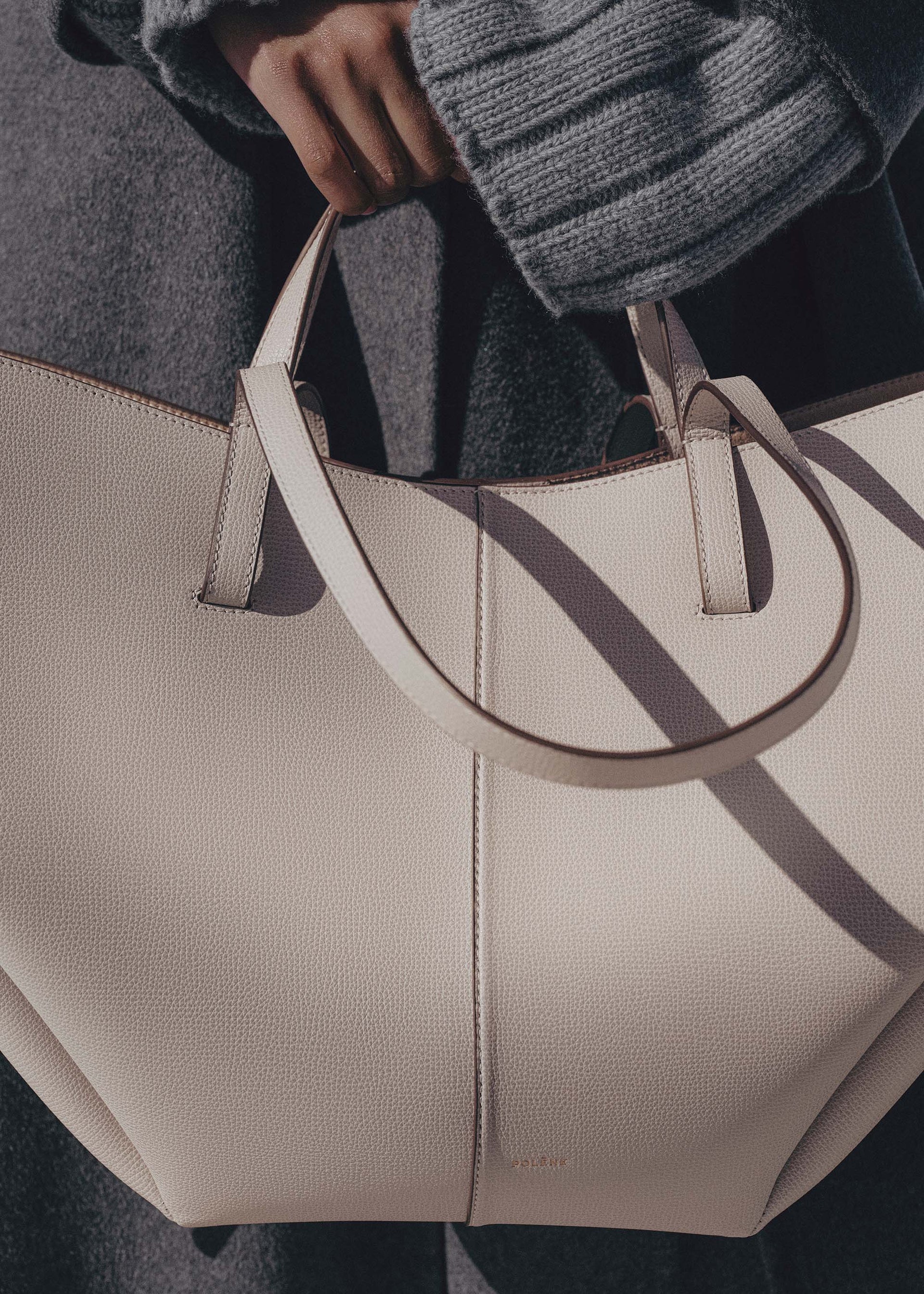 Cyme - Nebel Genarbtes Leder