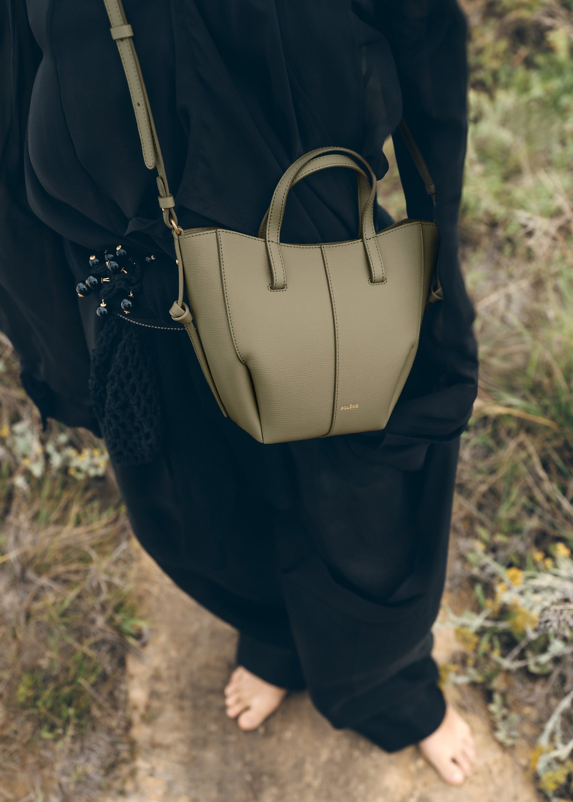 Cyme Tote Nano - Lindgrün Genarbtes Leder