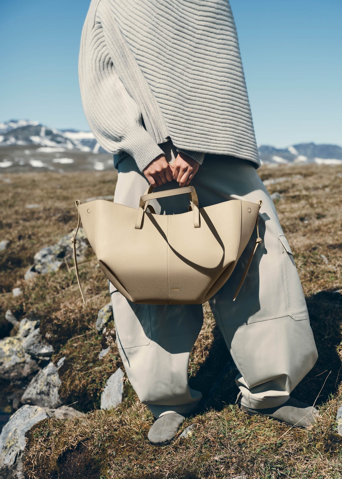Cyme - Lichtung Genarbtes Leder