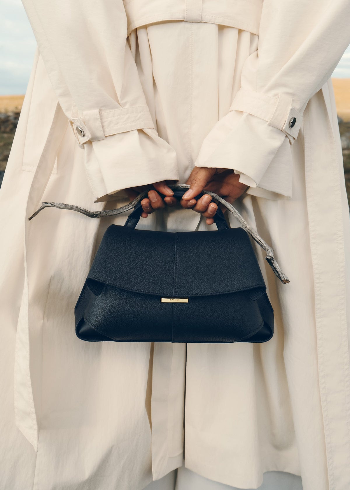 Mokki Mini - Tiefseeblau Genarbtes Leder