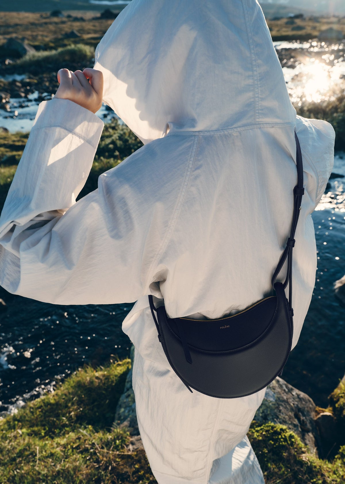 Numéro Dix - Tiefseeblau Genarbtes Leder