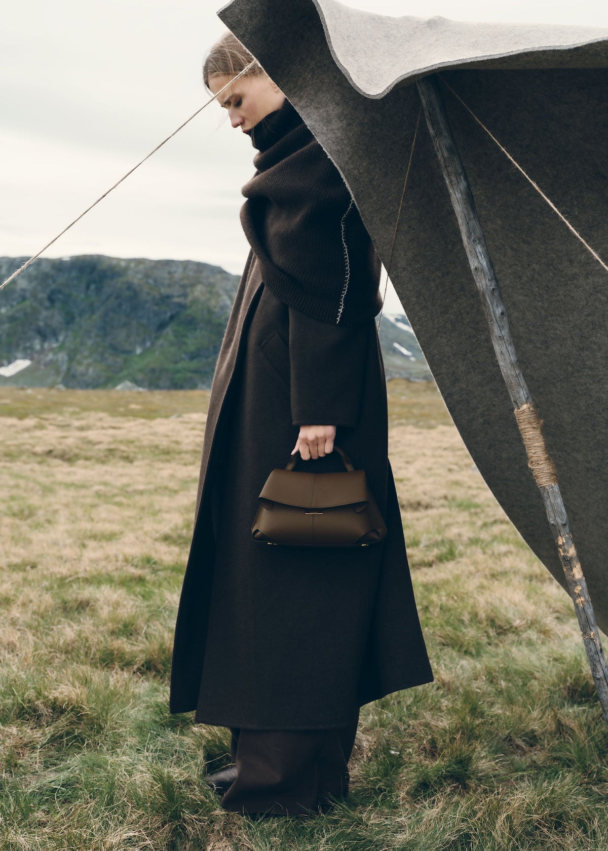 Mokki Mini - Marron Glacé Genarbtes Leder