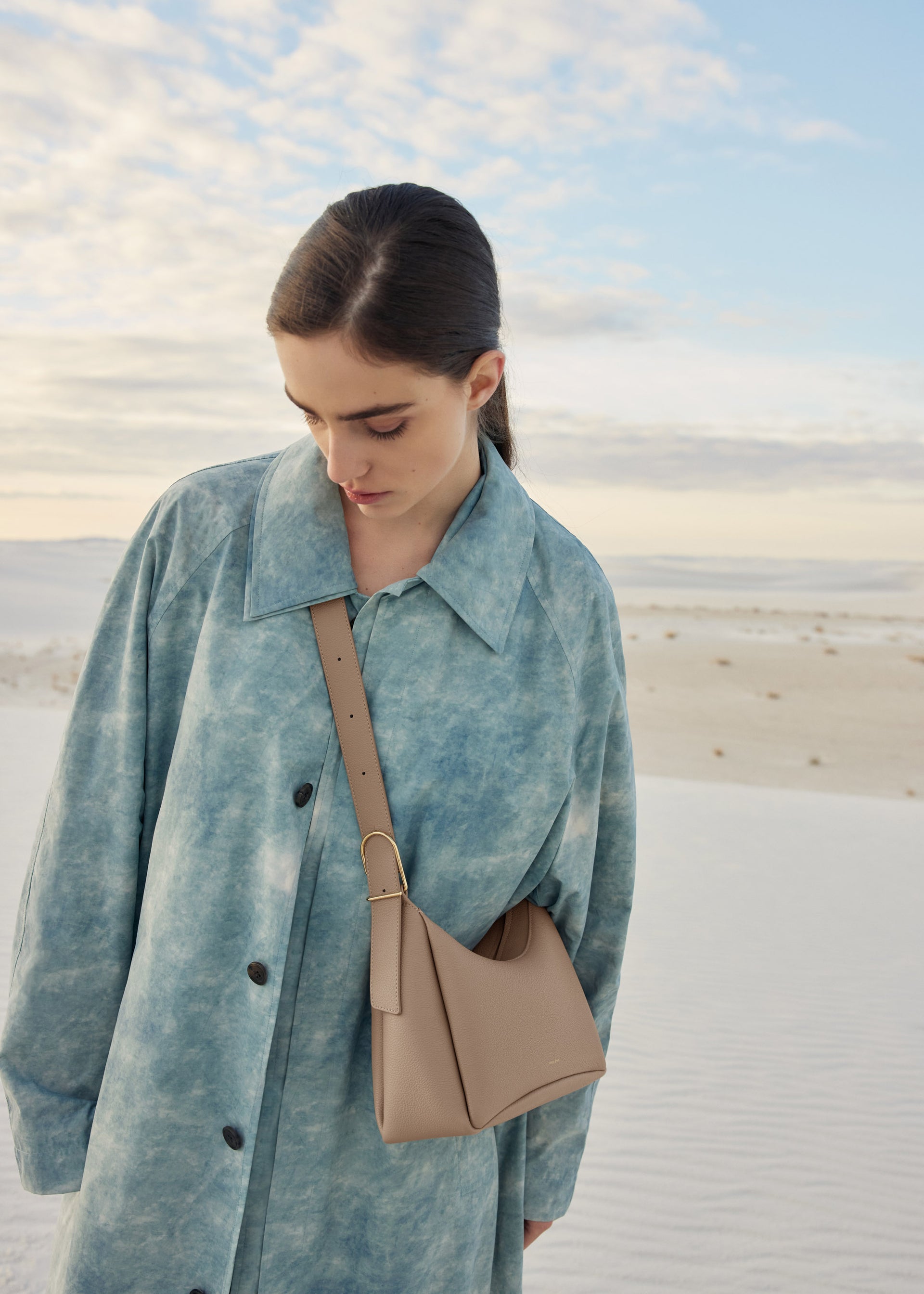 Umi - Taupe Genarbtes Leder